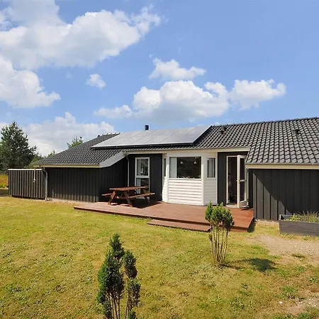 Holiday home Holiday Blabaerstien D- 520